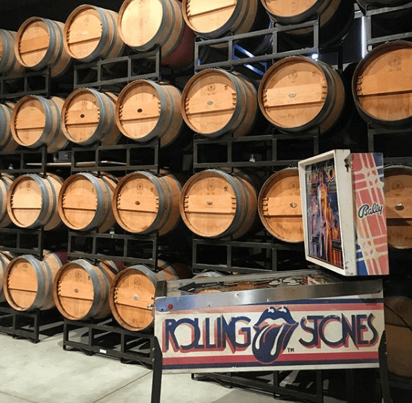 Pinball and Barrels - Tank