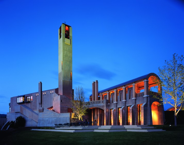 WineryDusk_MissionHill-714x560