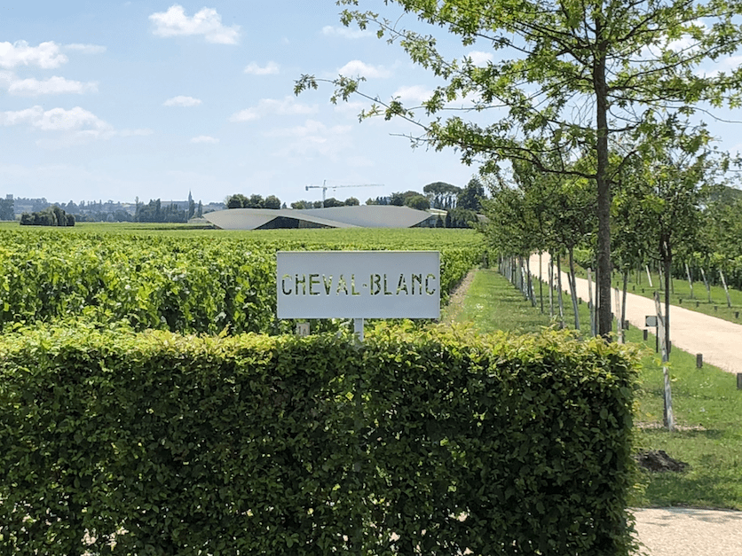cheval blanc