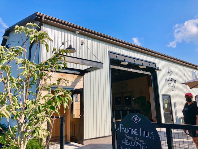 Palatine Hills winery outside view and patio
